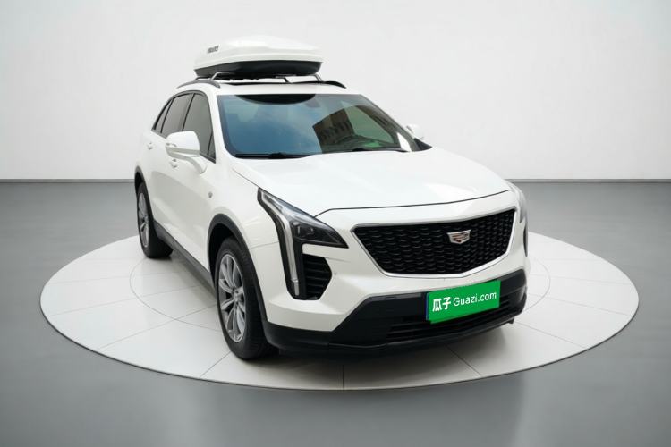 Used Cadillac XT4 2018 28T Two-Wheel Drive Luxury Sport Model Front Right 45 Deg
