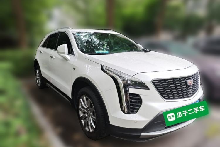Used Cadillac XT4 2018 28T Two-Wheel Drive Leading Version Front Right 45 Deg