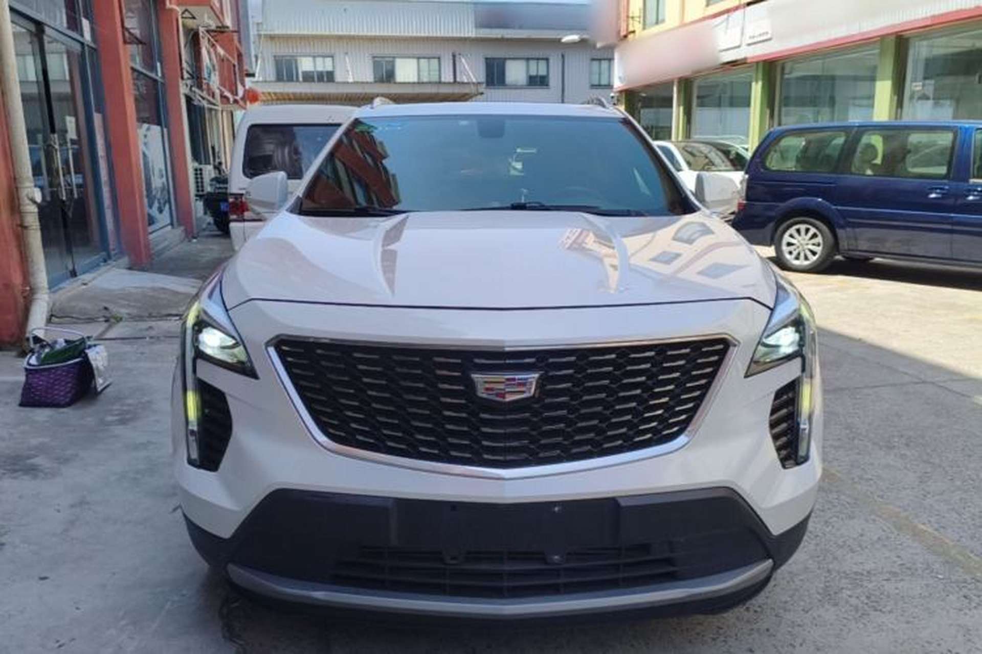 Used Cadillac XT4 2018 28T Two-Wheel Drive Leading Version Front
