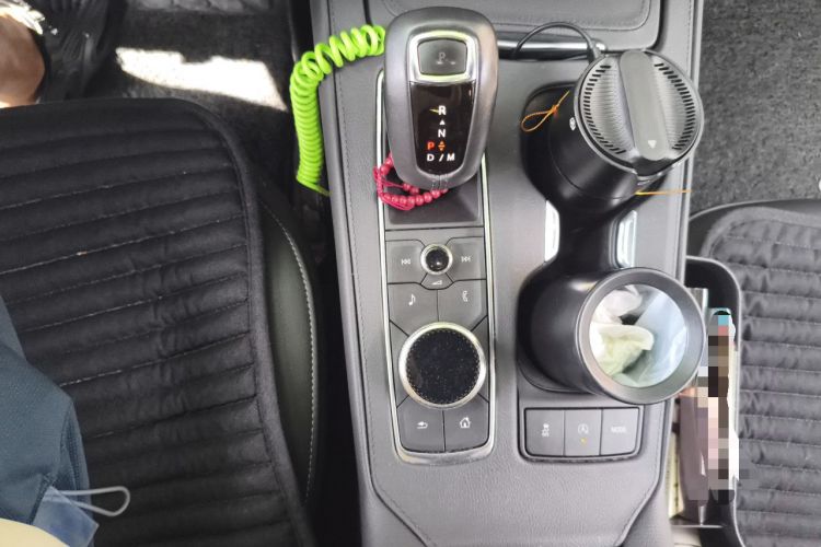 Used Cadillac XT4 2018 28T Two-Wheel-Drive Luxury Model Gear Lever