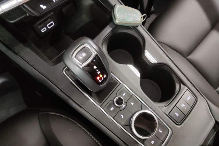 Used Cadillac XT4 2018 28T Four-Wheel Drive Leading Model Gear Lever