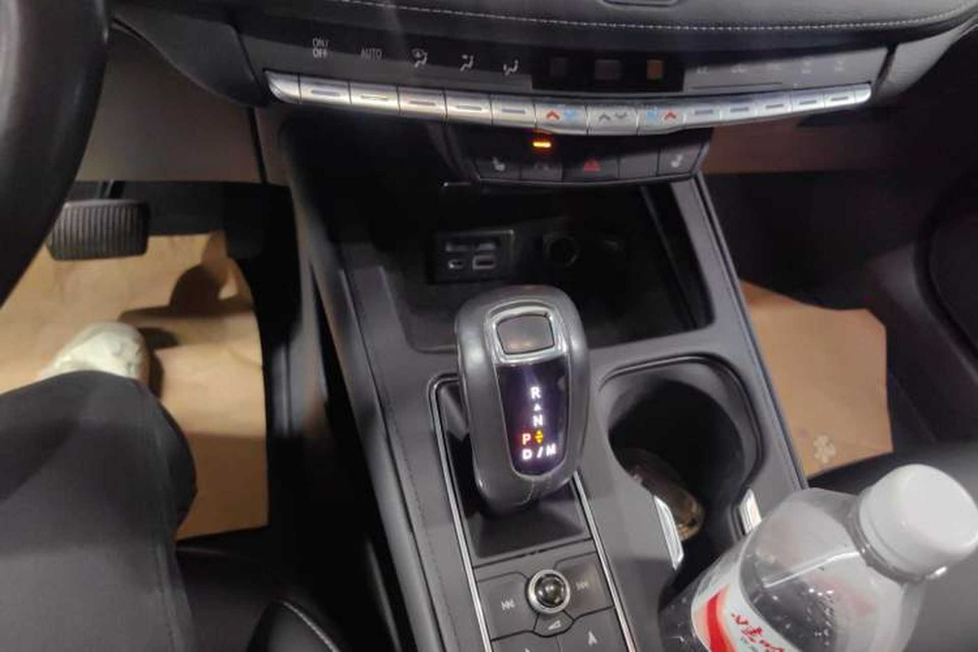 Used Cadillac XT4 2018 28T Two-Wheel Drive Leading Version Gear Lever