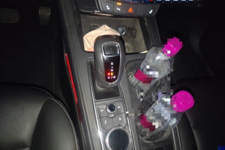 Used Cadillac XT4 2018 28T Two-Wheel Drive Leading Version Gear Lever