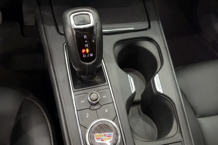 Used Cadillac XT4 2018 28T Two-Wheel Drive Leading Version Gear Lever