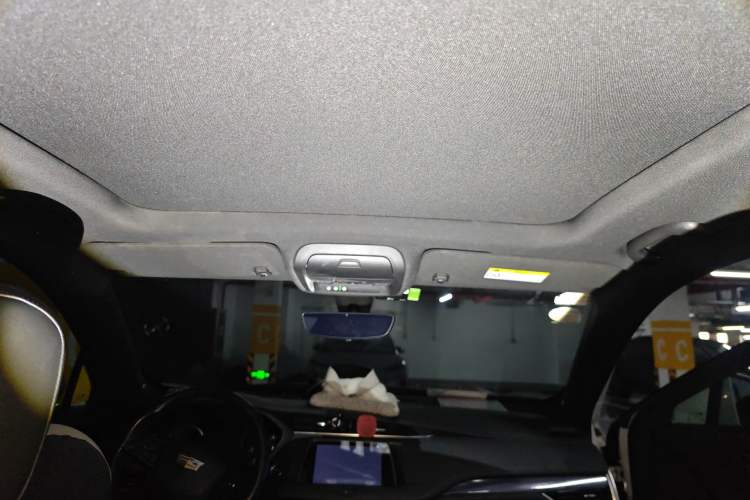 Used Cadillac XT4 2018 28T Two-Wheel Drive Tech Version Headliner