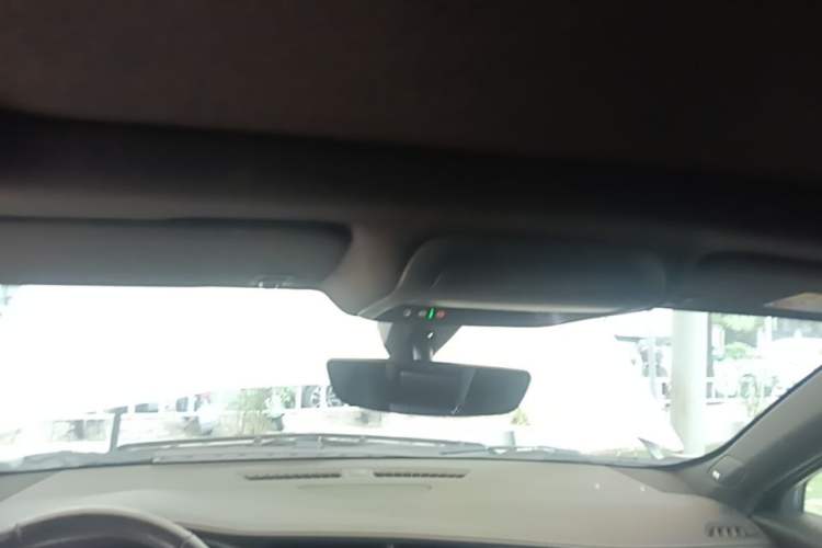 Used Cadillac XT4 2018 28T Two-Wheel Drive Leading Version Headliner