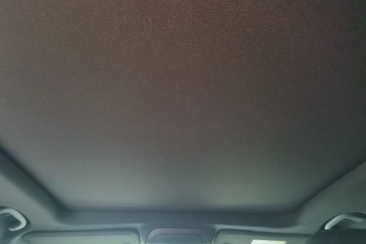 Used Cadillac XT4 2018 28T Two-Wheel Drive Leading Version Headliner