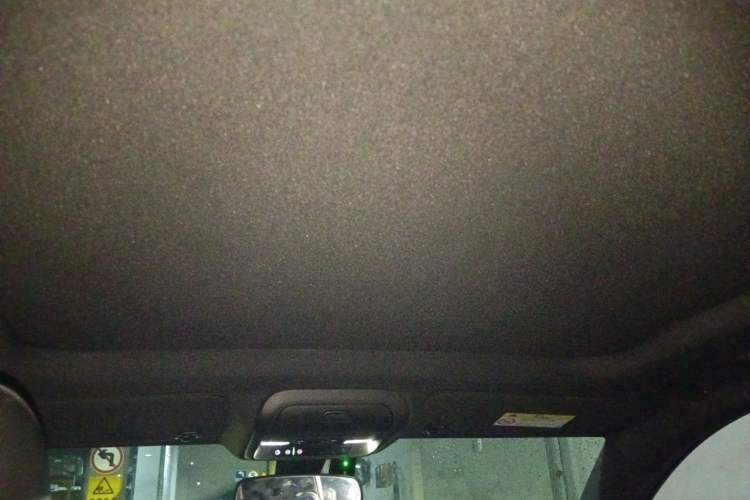 Used Cadillac XT4 2018 28T Two-Wheel Drive Tech Version Headliner
