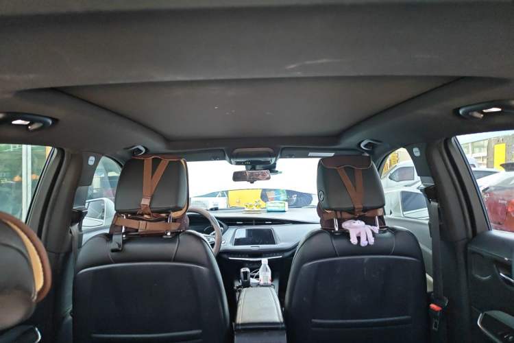 Used Cadillac XT4 2018 28T Four-Wheel Drive Leading Model Headliner