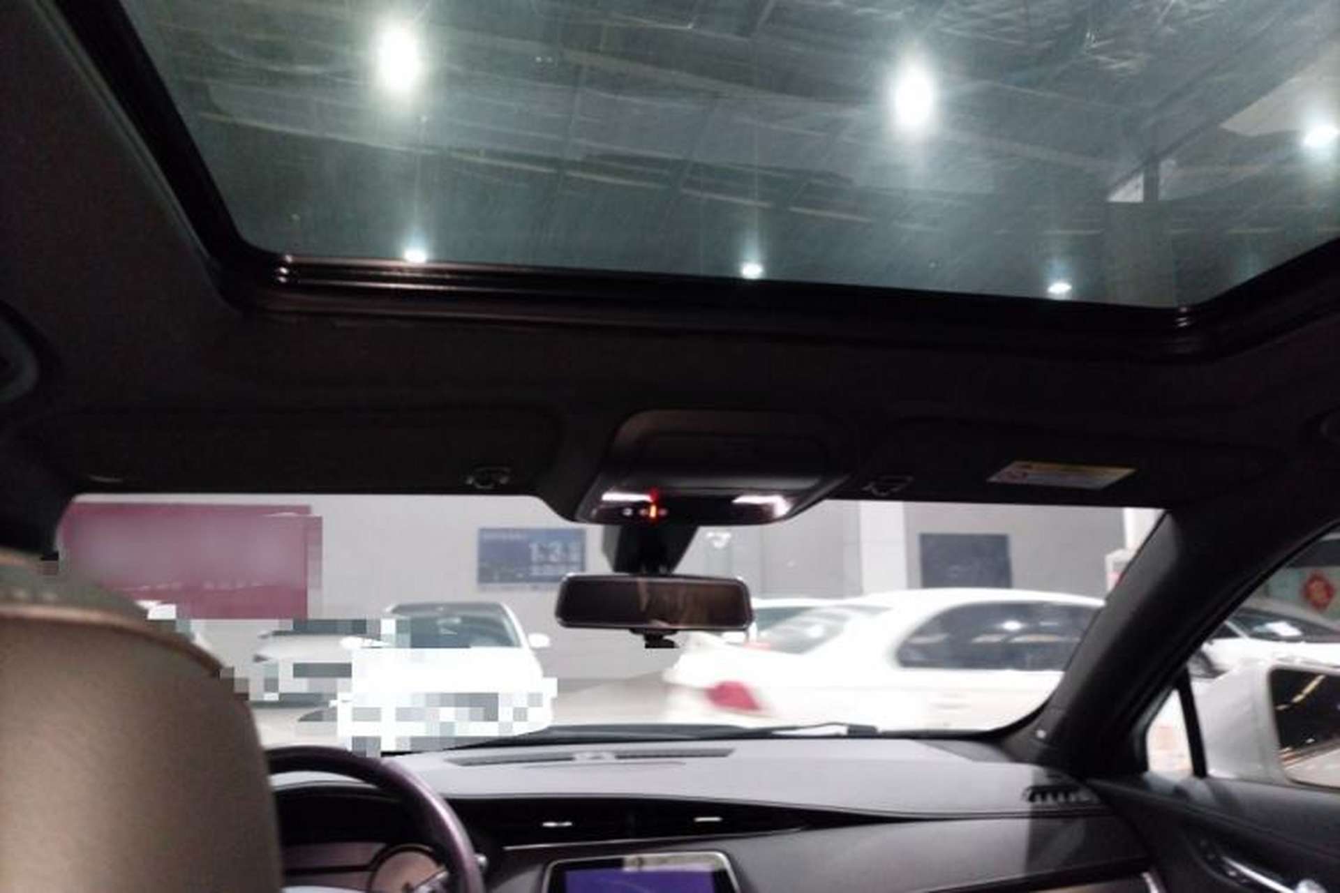 Used Cadillac XT4 2018 28T Two-Wheel Drive Leading Version Headliner