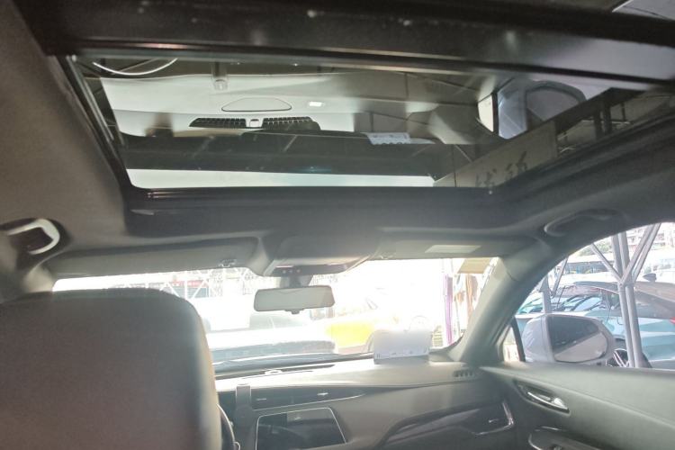 Used Cadillac XT4 2018 28T Two-Wheel Drive Tech Version Headliner