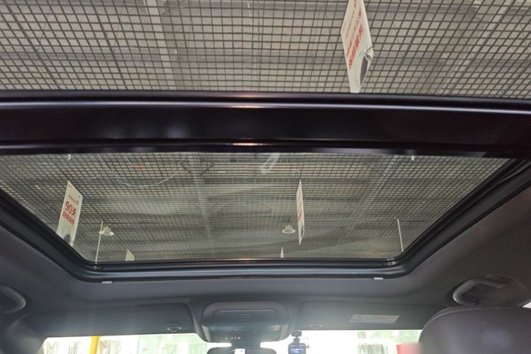 Used Cadillac XT4 2018 28T Two-Wheel Drive Leading Version Headliner