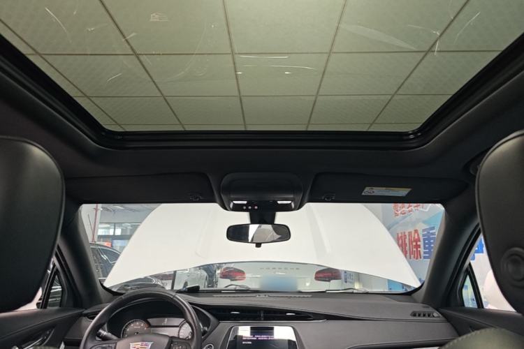Used Cadillac XT4 2018 28T Two-Wheel Drive Tech Version Headliner