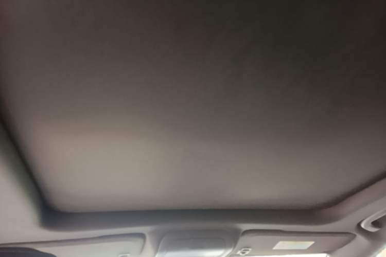 Used Cadillac XT4 2018 28T Two-Wheel Drive Leading Version Headliner