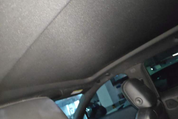 Used Cadillac XT4 2018 28T Two-Wheel Drive Leading Version Headliner
