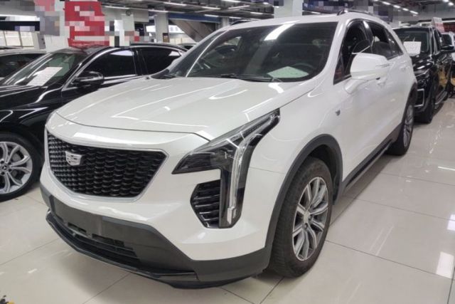 Cadillac XT4 2018 28T Two-Wheel Drive Leading Sport Model usado