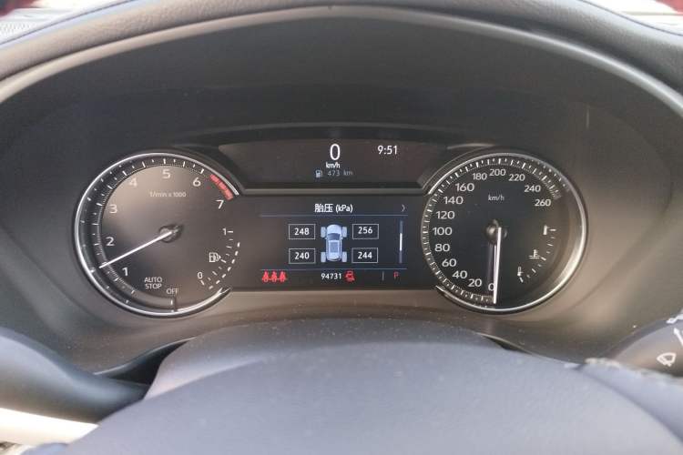 Used Cadillac XT4 2018 28T Two-Wheel-Drive Luxury Model Instrument Cluster