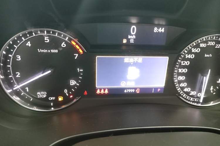 Used Cadillac XT4 2018 28T Two-Wheel-Drive Luxury Model Instrument Cluster