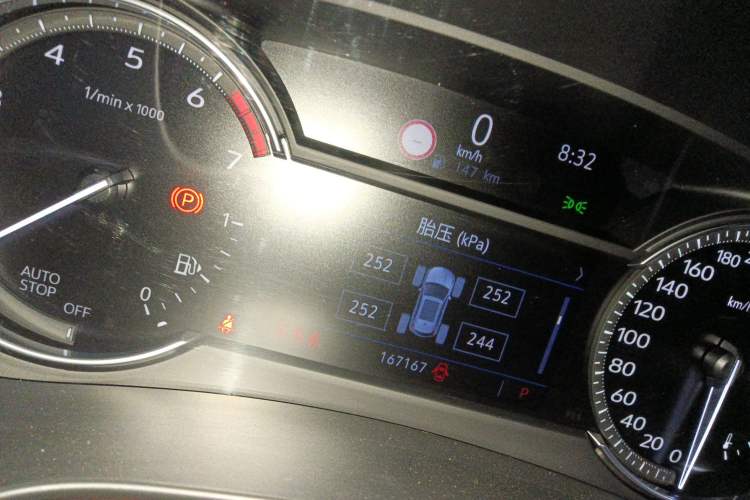 Used Cadillac XT4 2018 28T Two-Wheel Drive Leading Version Instrument Cluster