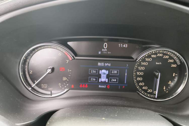 Used Cadillac XT4 2018 28T Two-Wheel Drive Tech Version Instrument Cluster