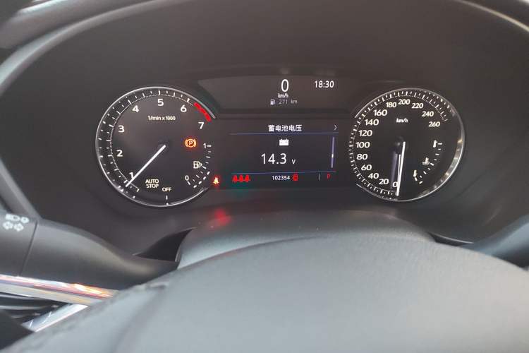 Used Cadillac XT4 2018 28T Two-Wheel Drive Tech Version Instrument Cluster