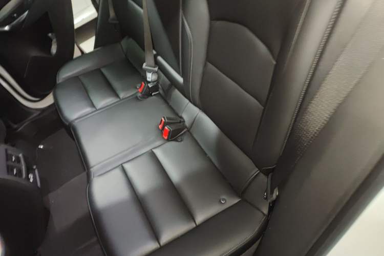 Used Cadillac XT4 2018 28T Two-Wheel Drive Leading Version Interior 4