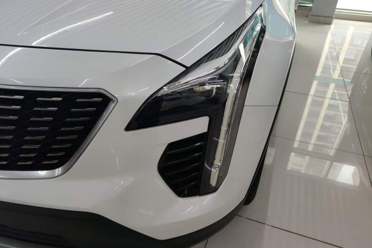Used Cadillac XT4 2018 28T Two-Wheel Drive Leading Version Left Front Headlight