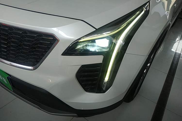 Used Cadillac XT4 2018 28T Two-Wheel Drive Leading Version Left Front Headlight