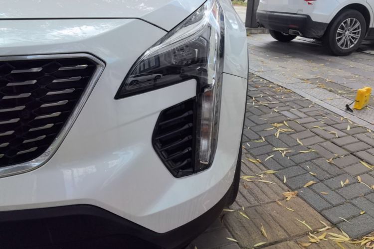 Used Cadillac XT4 2018 28T Two-Wheel Drive Tech Version Left Front Headlight
