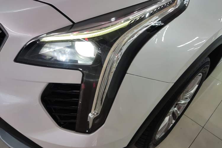 Used Cadillac XT4 2018 28T Four-Wheel Drive Leading Model Left Front Headlight