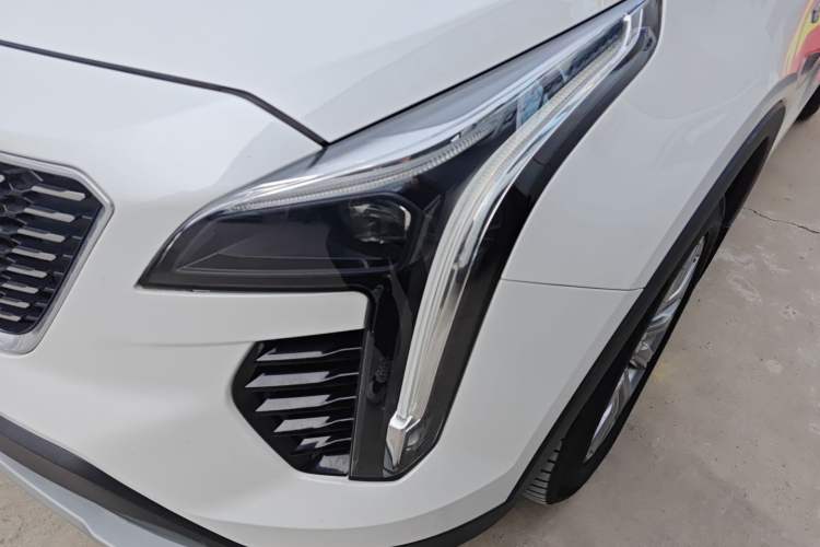 Used Cadillac XT4 2018 28T Two-Wheel Drive Leading Version Left Front Headlight