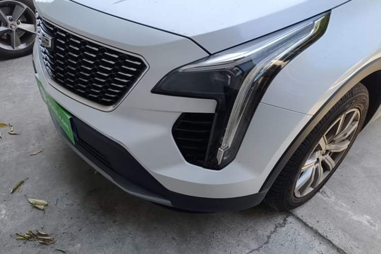 Used Cadillac XT4 2018 28T Two-Wheel Drive Leading Version Left Front Headlight