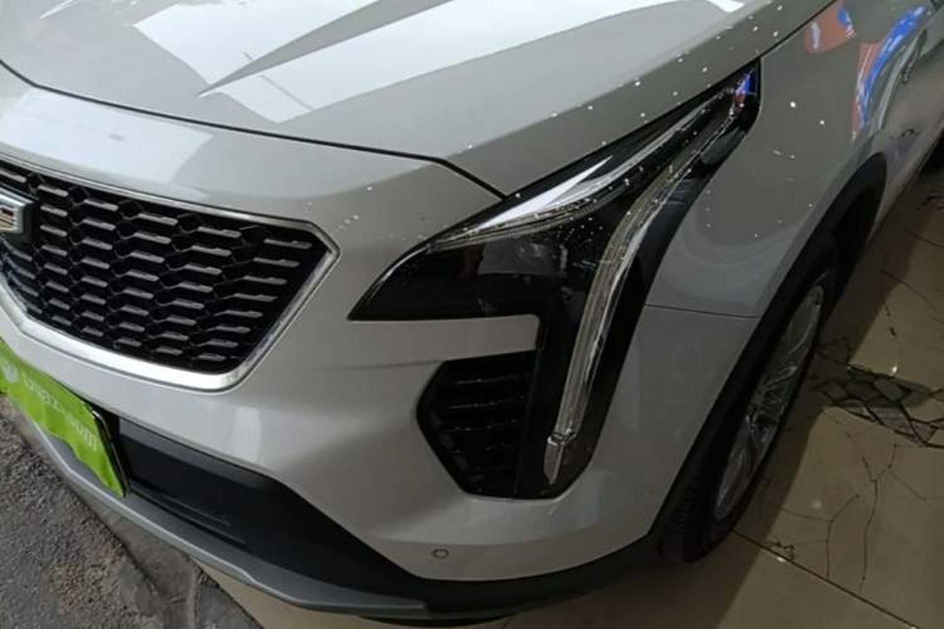 Used Cadillac XT4 2018 28T Two-Wheel-Drive Luxury Model Left Front Headlight