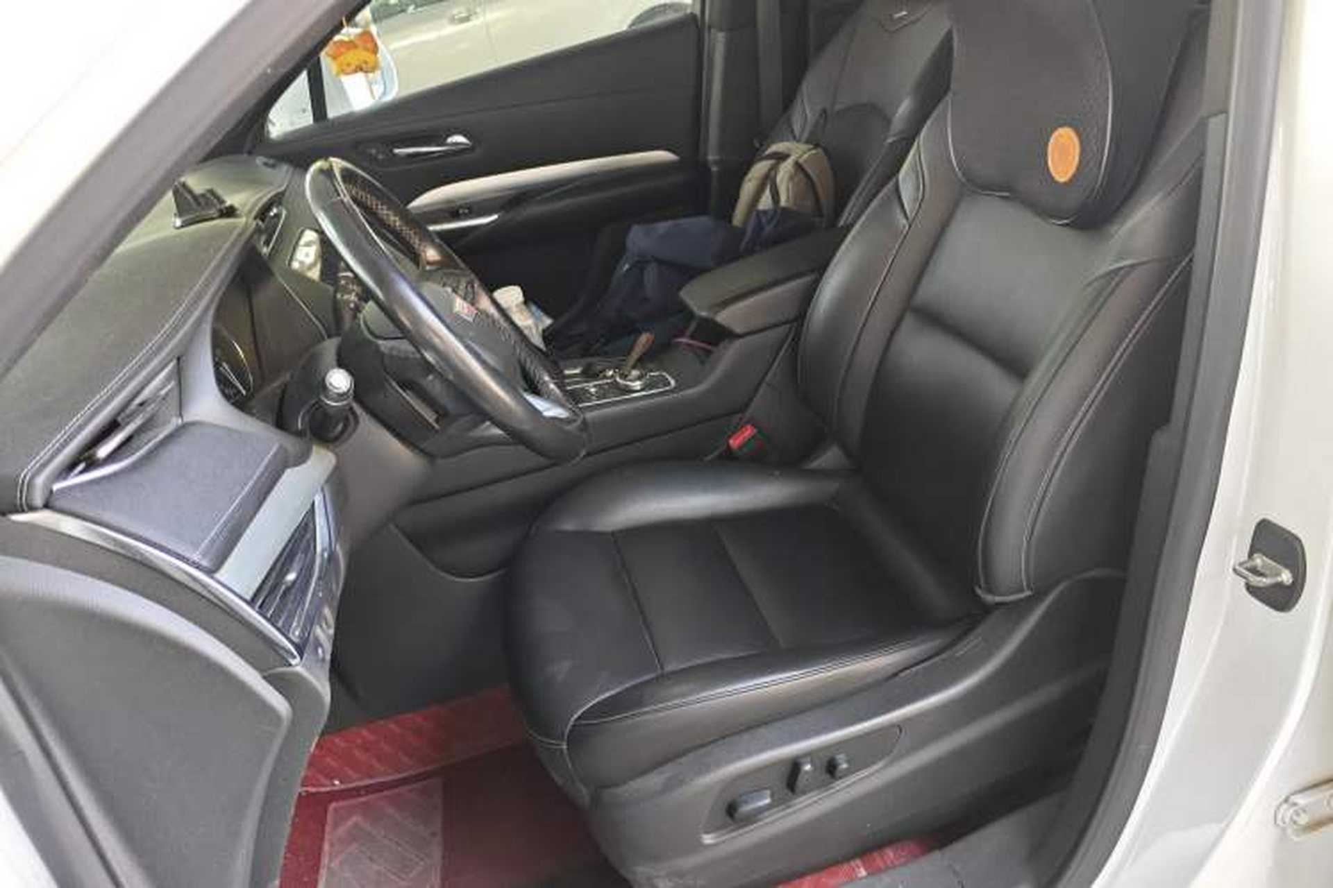Used Cadillac XT4 2018 28T Two-Wheel Drive Leading Version Left Front Seat