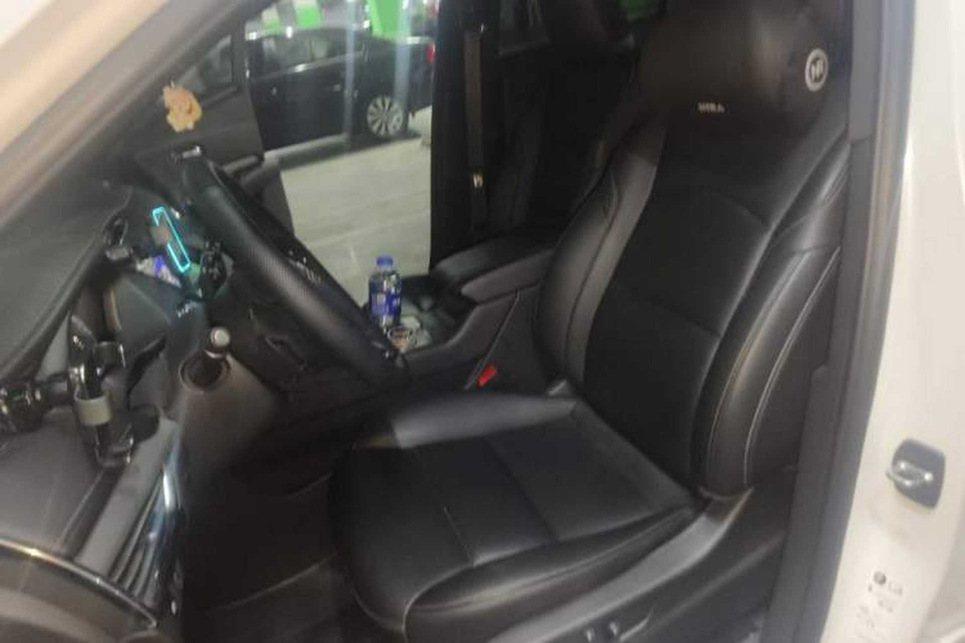Used Cadillac XT4 2018 28T Two-Wheel Drive Leading Version Left Front Seat