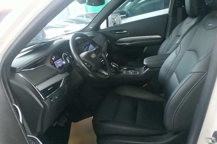 Used Cadillac XT4 2018 28T Two-Wheel Drive Leading Version Left Front Seat