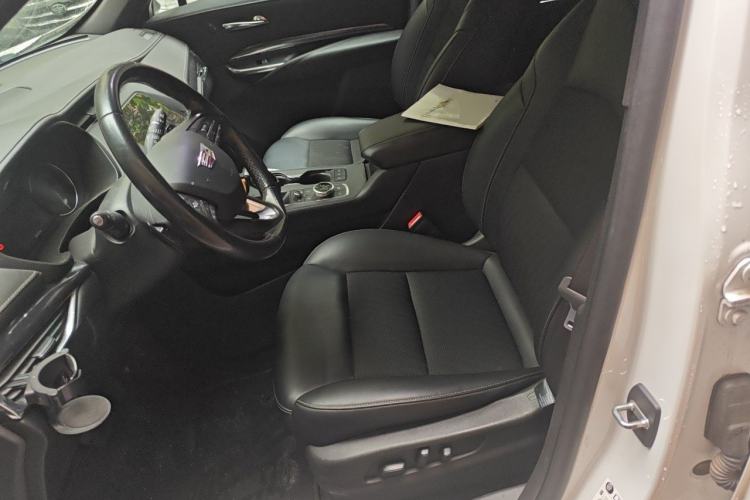 Used Cadillac XT4 2018 28T Two-Wheel Drive Tech Version Left Front Seat