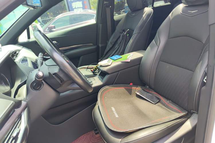 Used Cadillac XT4 2018 28T Two-Wheel Drive Tech Version Left Front Seat