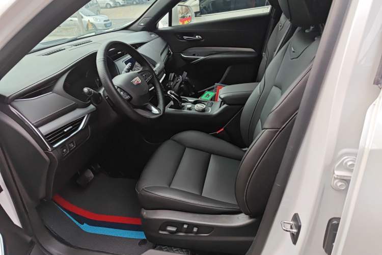Used Cadillac XT4 2018 28T Two-Wheel Drive Leading Version Left Front Seat