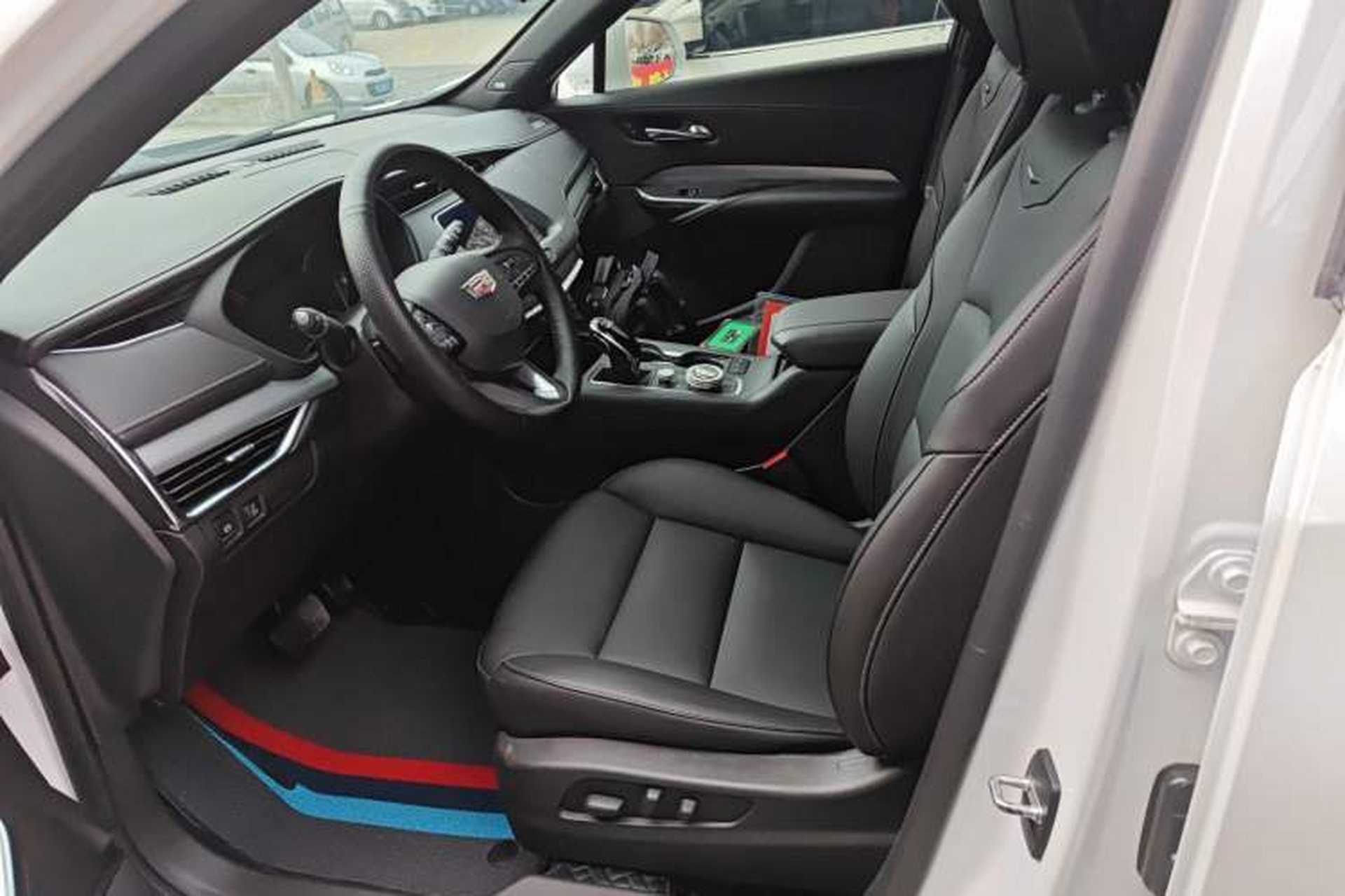 Used Cadillac XT4 2018 28T Two-Wheel Drive Leading Version Left Front Seat