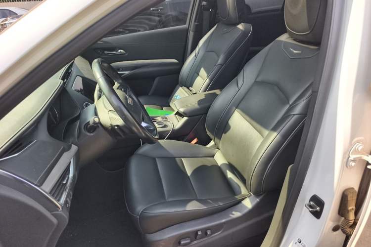 Used Cadillac XT4 2018 28T Two-Wheel Drive Leading Sport Model Left Front Seat