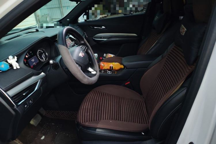 Used Cadillac XT4 2018 28T Two-Wheel Drive Leading Version Left Front Seat