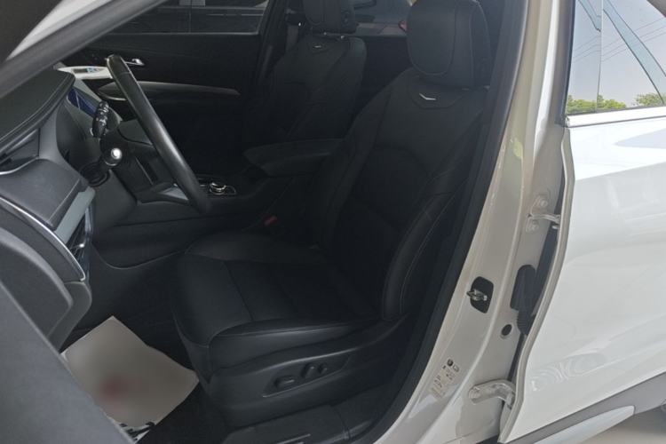 Used Cadillac XT4 2018 28T Two-Wheel Drive Leading Version Left Front Seat