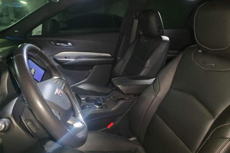 Used Cadillac XT4 2018 28T Two-Wheel Drive Leading Version Left Front Seat