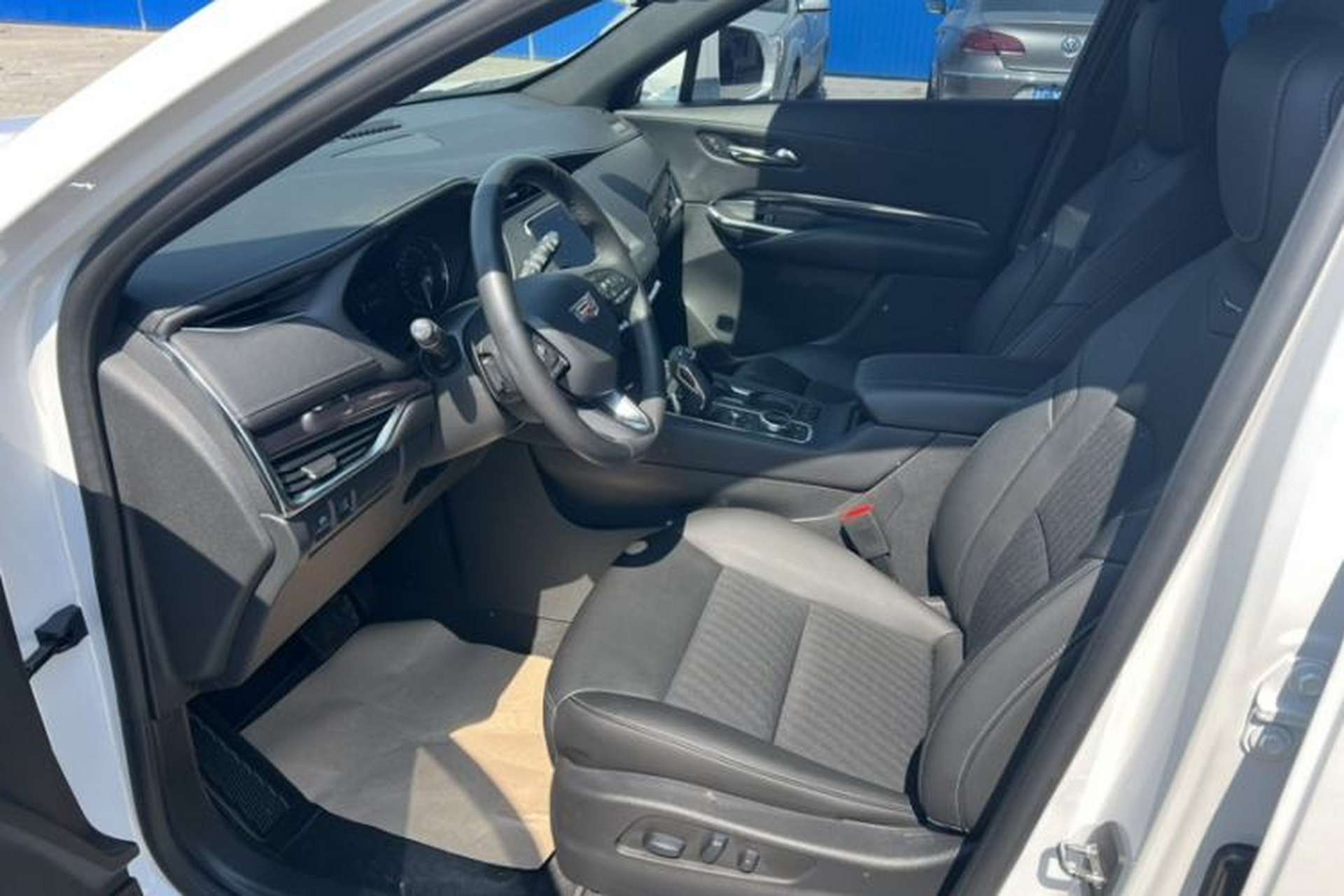 Used Cadillac XT4 2018 28T Two-Wheel Drive Tech Version Left Front Seat