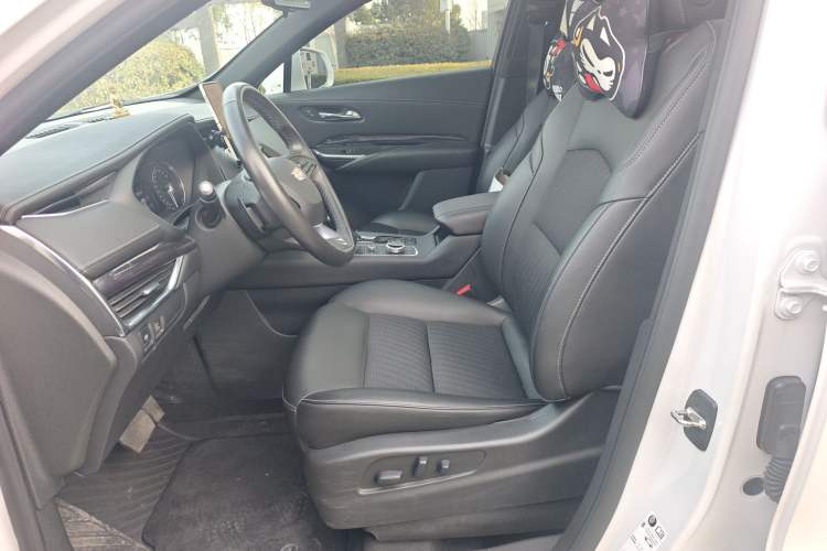 Used Cadillac XT4 2018 28T Two-Wheel Drive Tech Version Left Front Seat