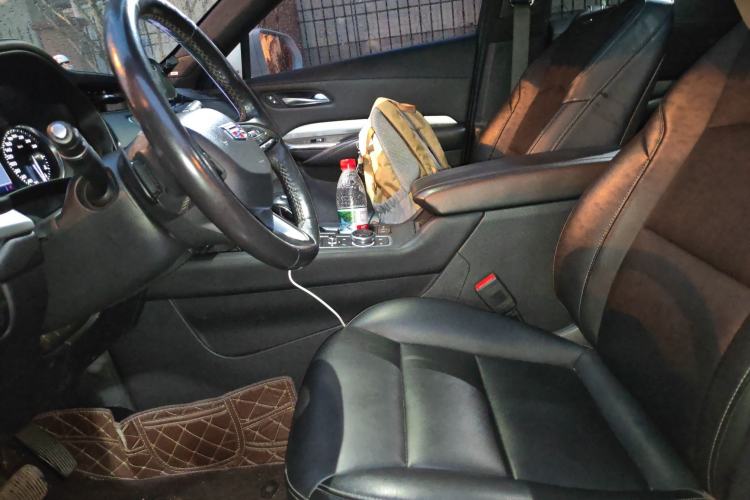 Used Cadillac XT4 2018 28T Two-Wheel Drive Leading Version Left Front Seat