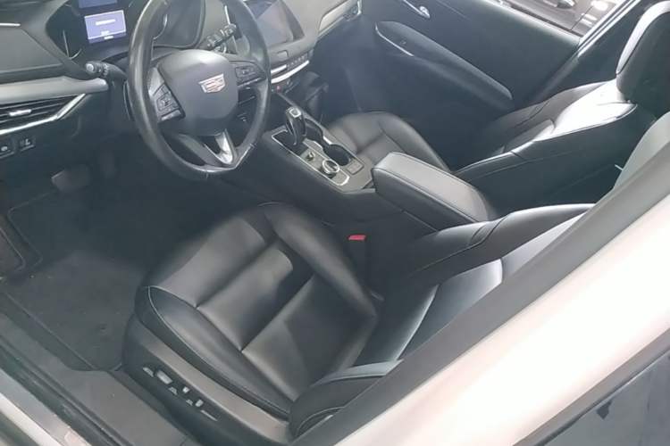 Used Cadillac XT4 2018 28T Two-Wheel Drive Leading Version Left Front Seat