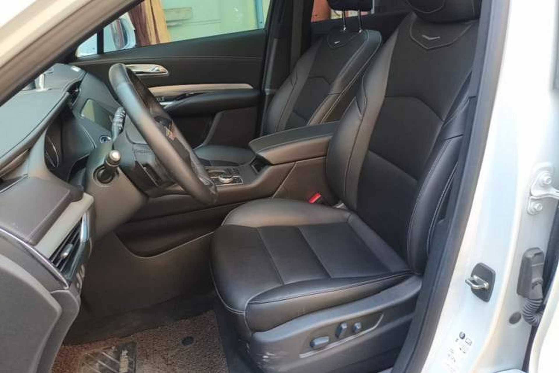 Used Cadillac XT4 2018 28T Two-Wheel Drive Leading Version Left Front Seat