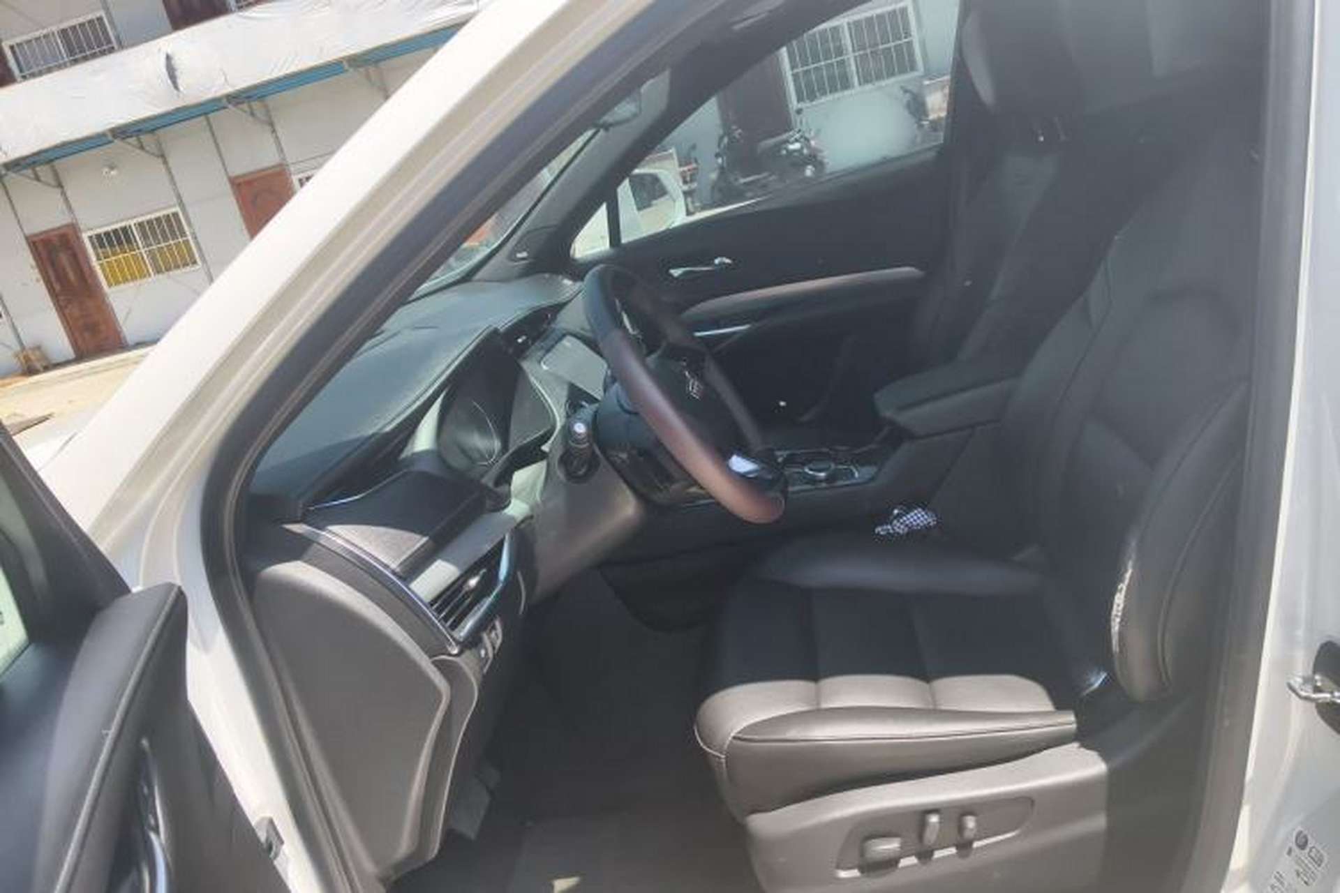 Used Cadillac XT4 2018 28T Two-Wheel Drive Leading Version Left Front Seat